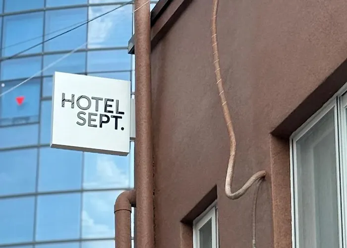 Sept Hongje Hotel