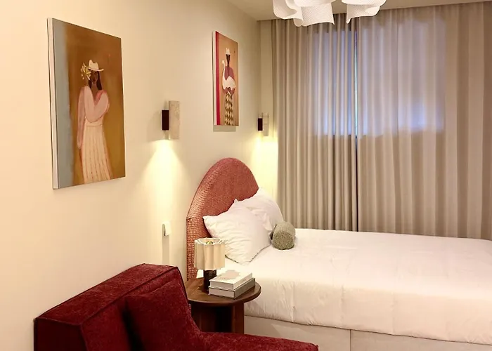 Sept Hongje Hotel 2*
